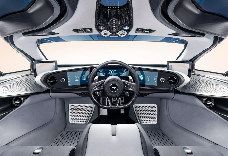 Торпедо McLaren Speedtail 2018 года  (фото 16 из 23)